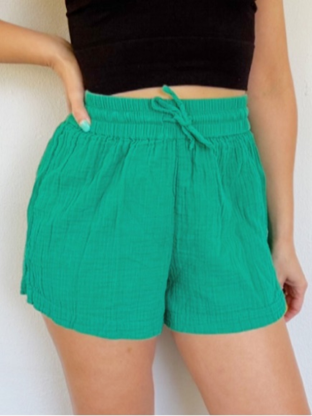 ASOS design green cotton elastic drawstring waist pull on style shorts size 4